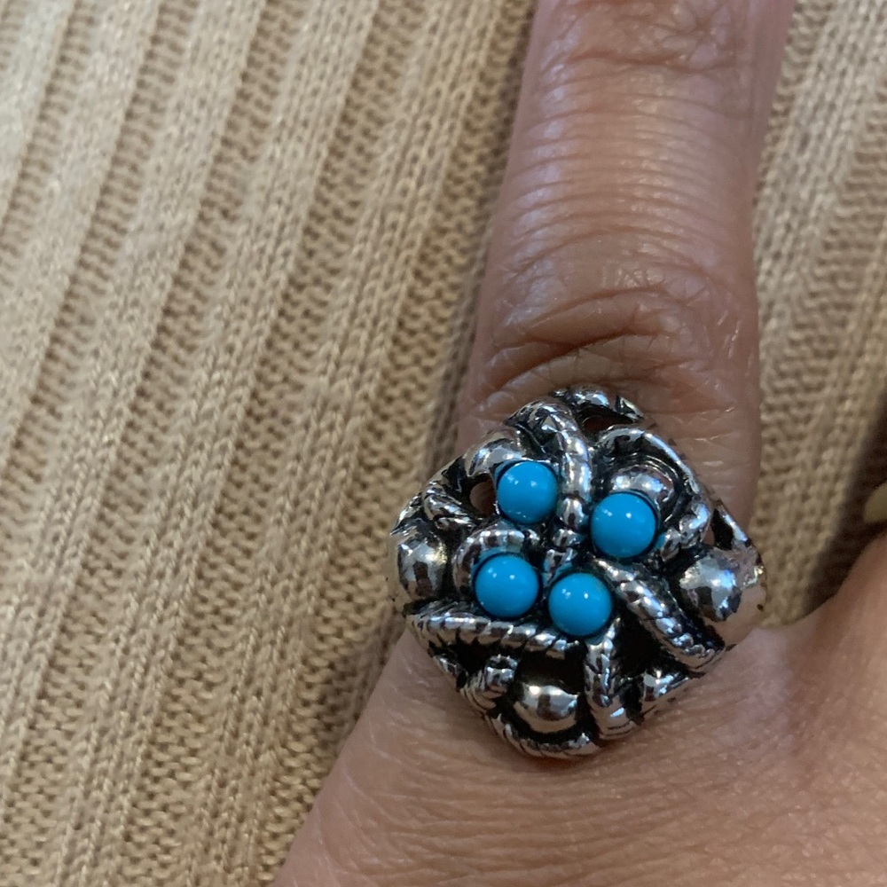 Vintage Avon Sierra Ring